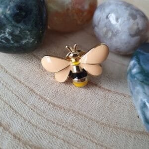 Bee golden outline cream wings yellow enamel pin pin insect nature
