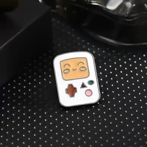 Retro Segė | Gameboy Konsolė Su Veidu Emalio Broška - Vaizdas 2