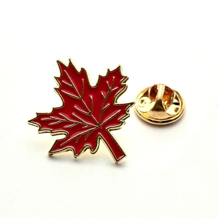 Roter Ahornblatt-Emaille-Anstecknadel Herbst-Brosche Blätter Accessoire